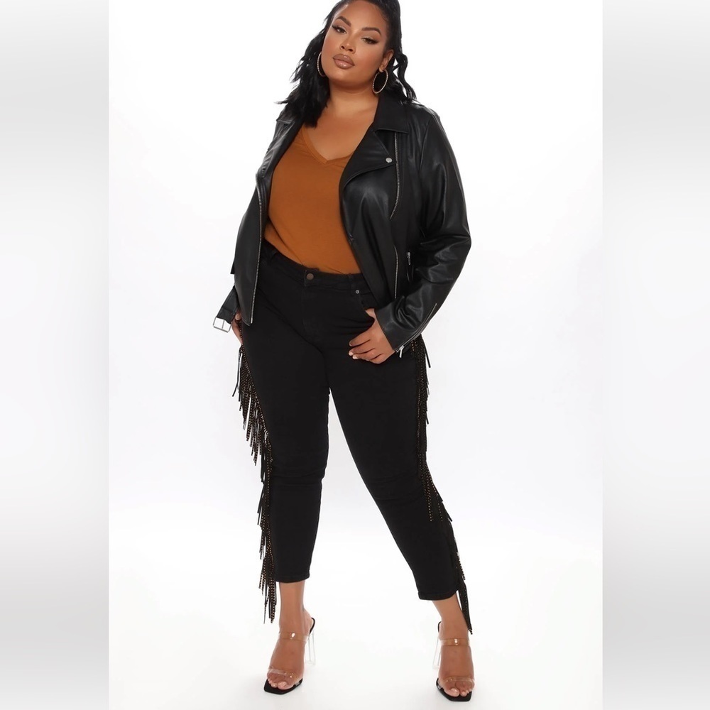 Final Price*FASHION Nova Brown Your Everyday Long Sleeve Tee. Size 2X